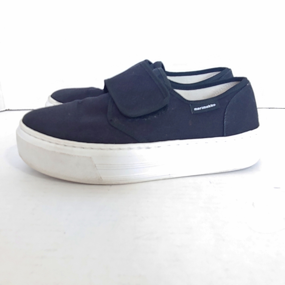 Marimekko black platform sneakers